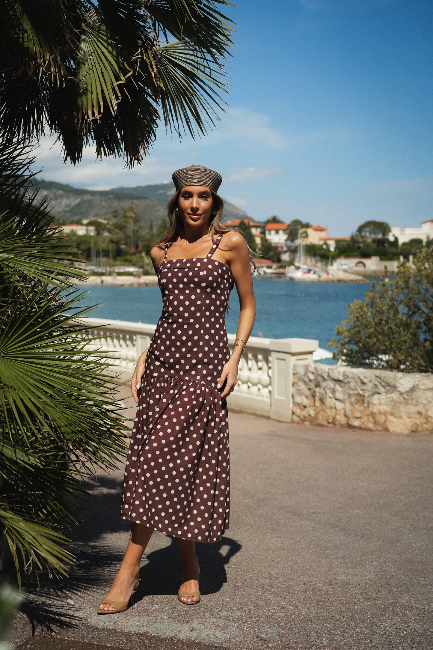 VESTIDO MARSELLA LUNARES
