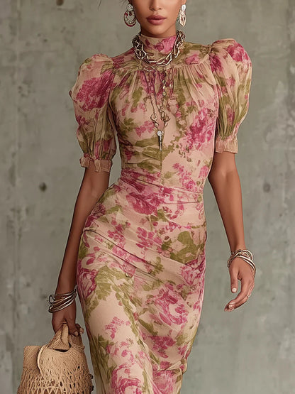Fiora | Vestido largo romántico de estilo vintage con estampado de rosas y mangas abullonadas