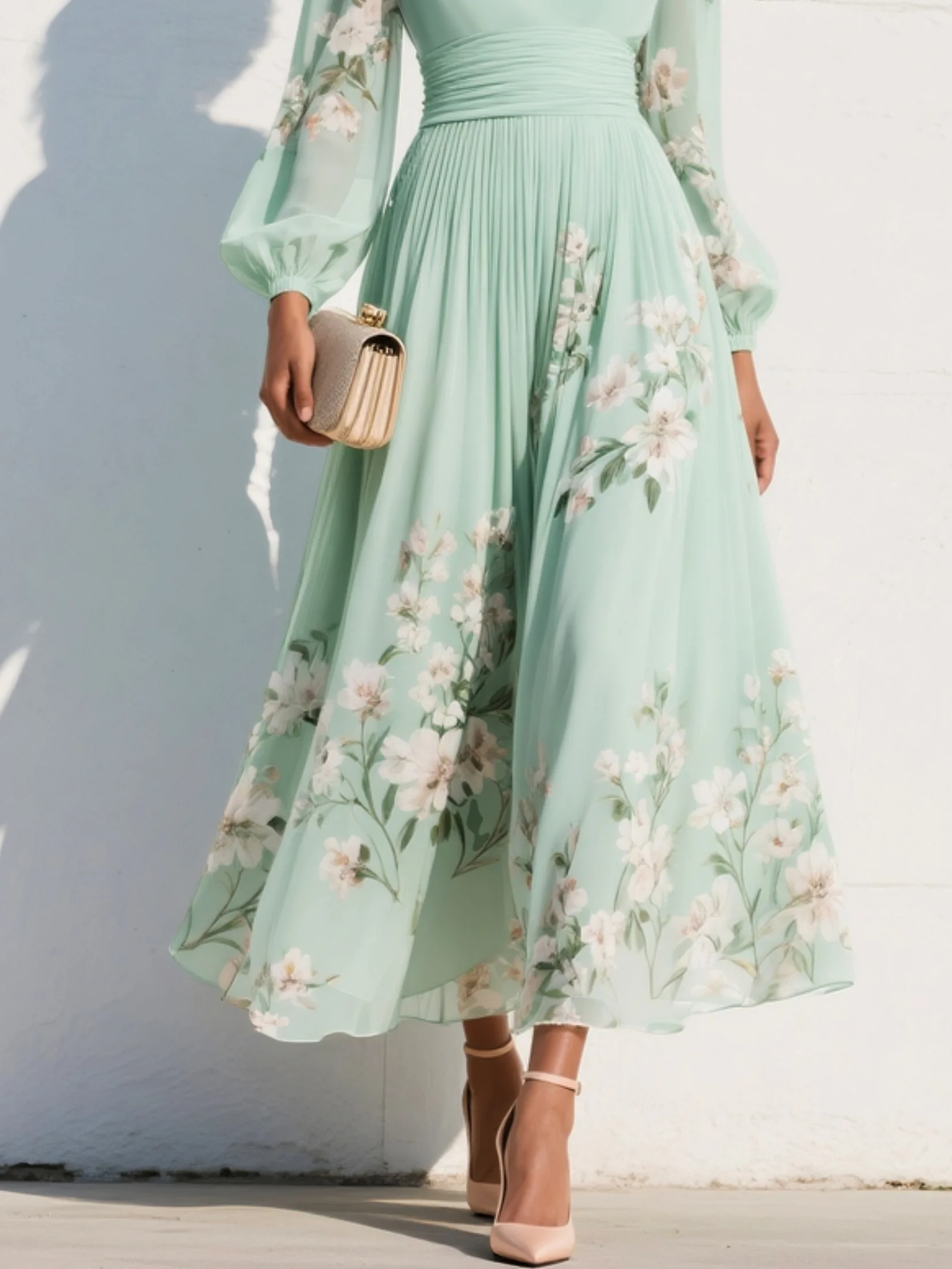 Vestido largo de gasa plisada en verde menta con estampado floral para mujer