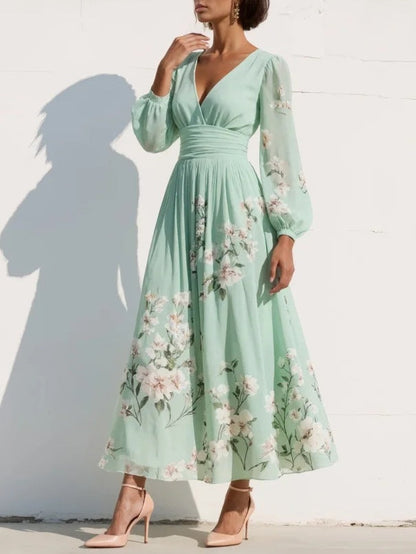Vestido largo de gasa plisada en verde menta con estampado floral para mujer