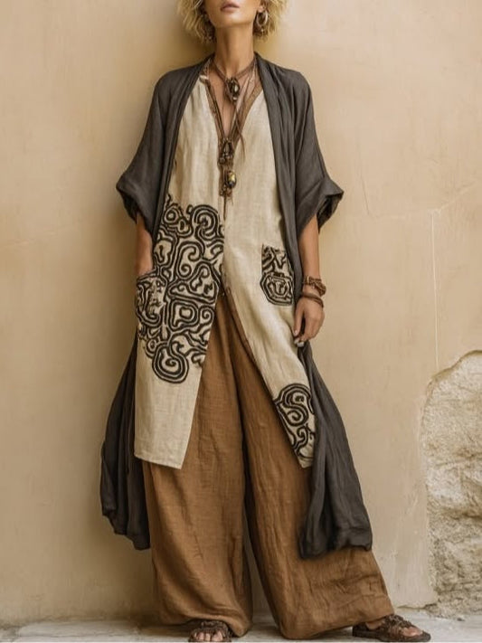 Julia- Conjunto de tres piezas «Bohemian Nomad» en gris oscuro y marrón con estampado tribal
