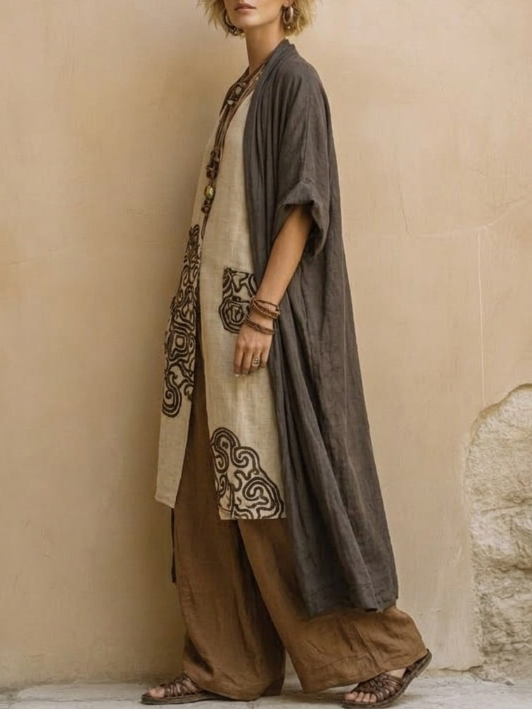 Julia- Conjunto de tres piezas «Bohemian Nomad» en gris oscuro y marrón con estampado tribal