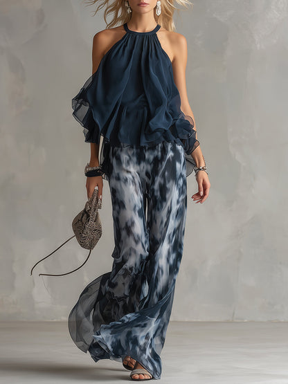 Ludovica | Elegante conjunto de top halter azul marino y pantalón ancho estampado